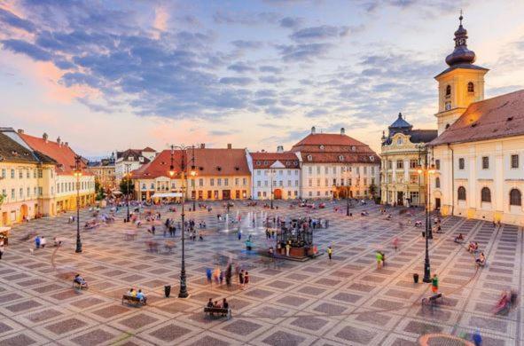 Old Town Cozy Nest Apartment Sibiu Bagian luar foto